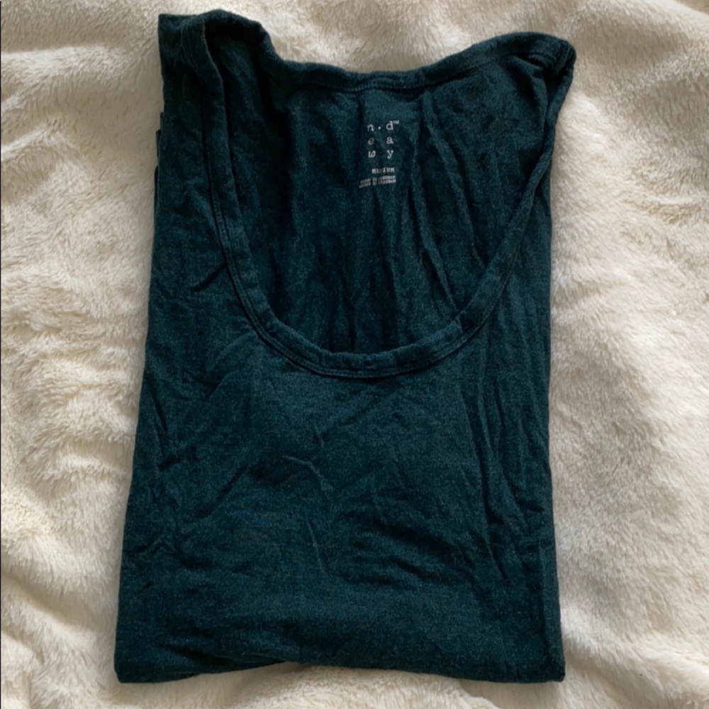 dark green t-shirt!! super comfy!!